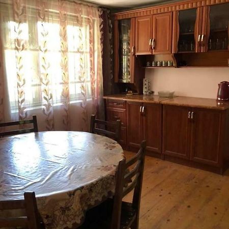 Apartmán Family House In Racha, Oni Exteriér fotografie